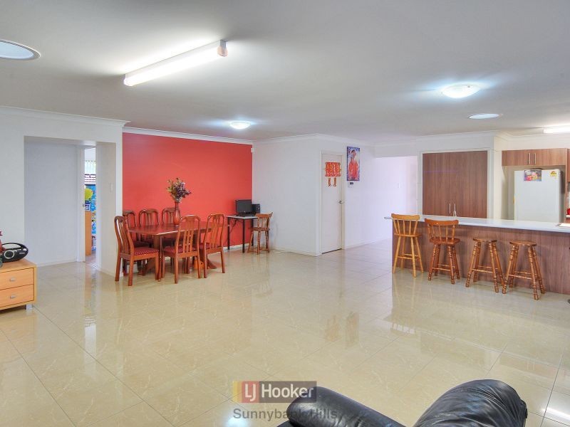 17 Ayesha Place, Calamvale QLD 4116