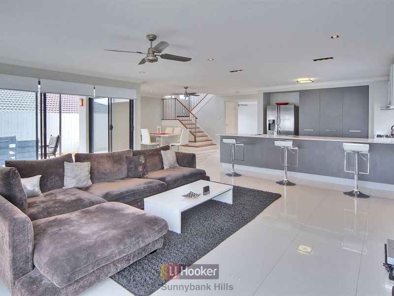 72 Larapinta Circuit, Parkinson QLD 4115