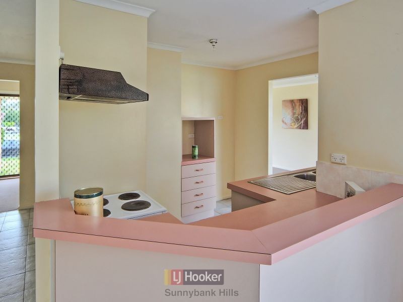17 Colisa Crescent, Regents Park QLD 4118