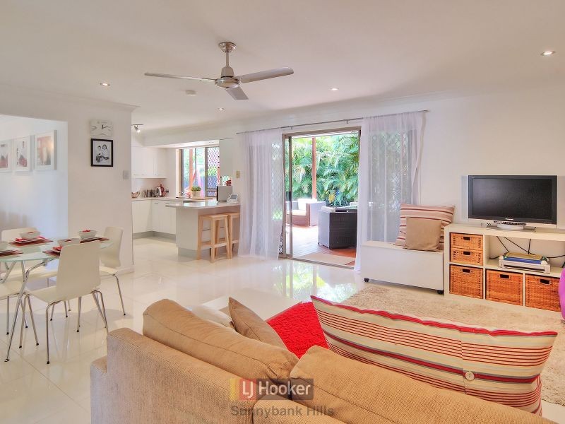 76 Palatine Street, Calamvale QLD 4116