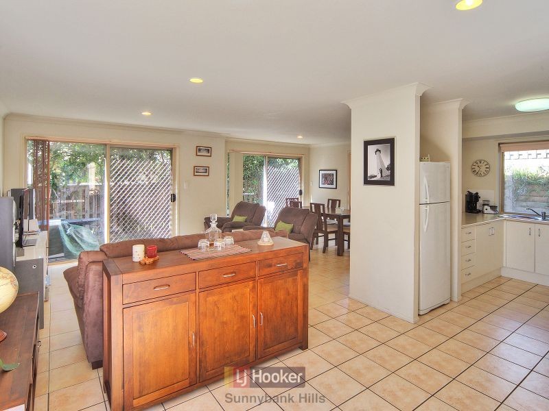 37 Hillburn Street, Runcorn QLD 4113