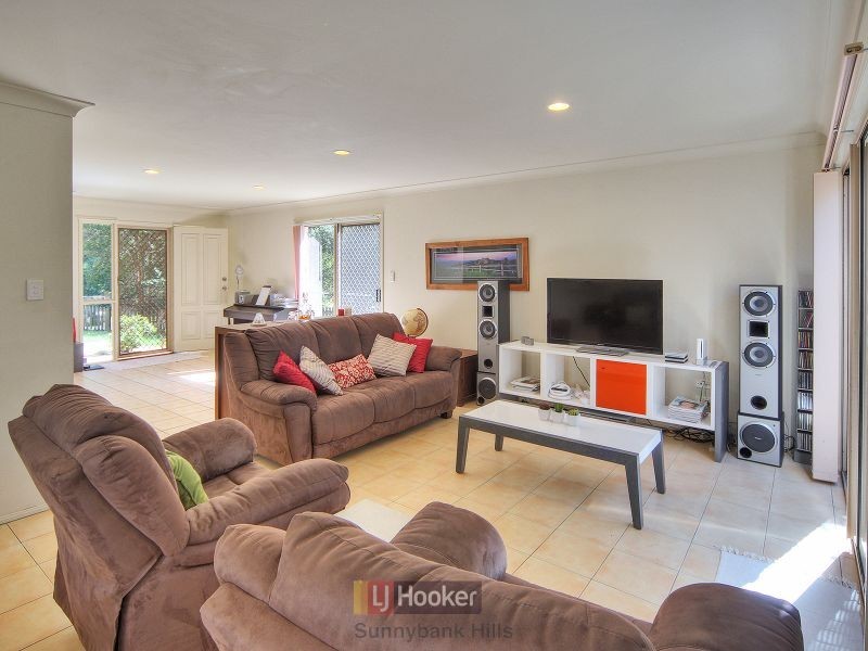 37 Hillburn Street, Runcorn QLD 4113