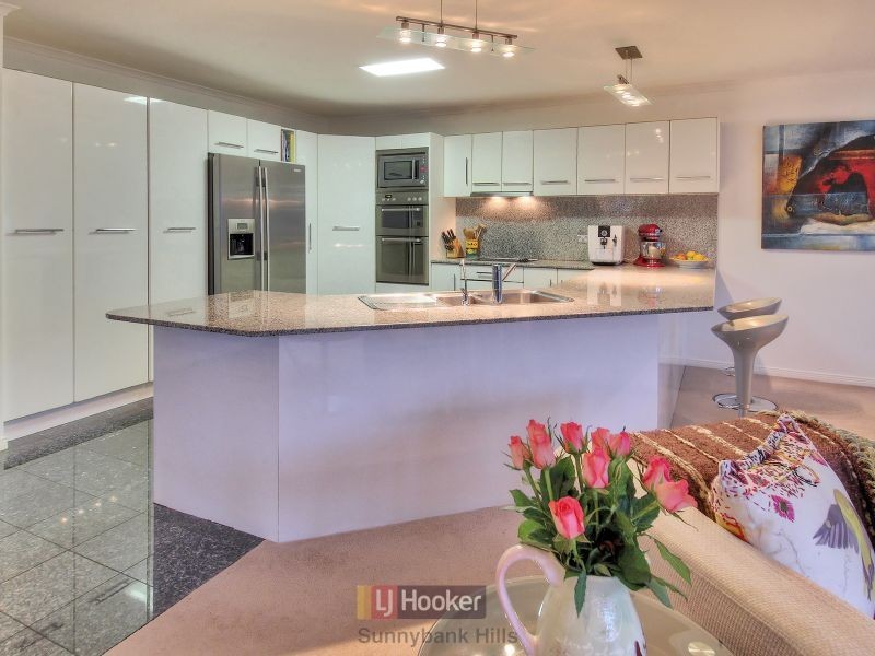 4 Gulubia Place, Calamvale QLD 4116