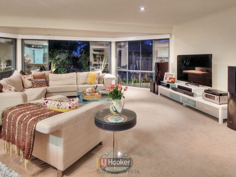 4 Gulubia Place, Calamvale QLD 4116