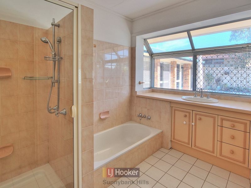 100 Dunedin Street, Sunnybank QLD 4109