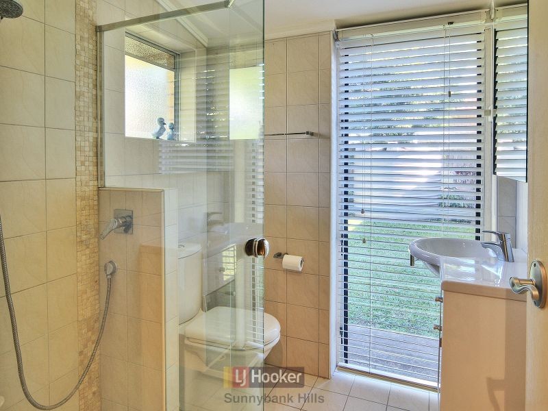 100 Dunedin Street, Sunnybank QLD 4109