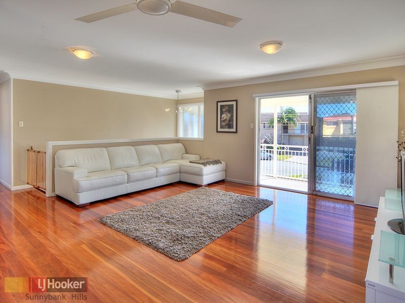 4 Rhyl Street, Macgregor QLD 4109