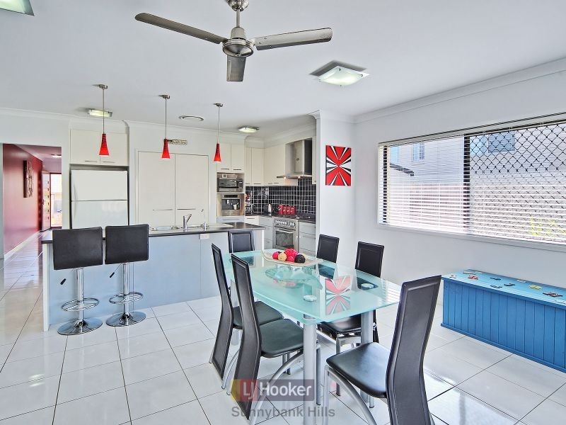 11 Diane Court, Calamvale QLD 4116