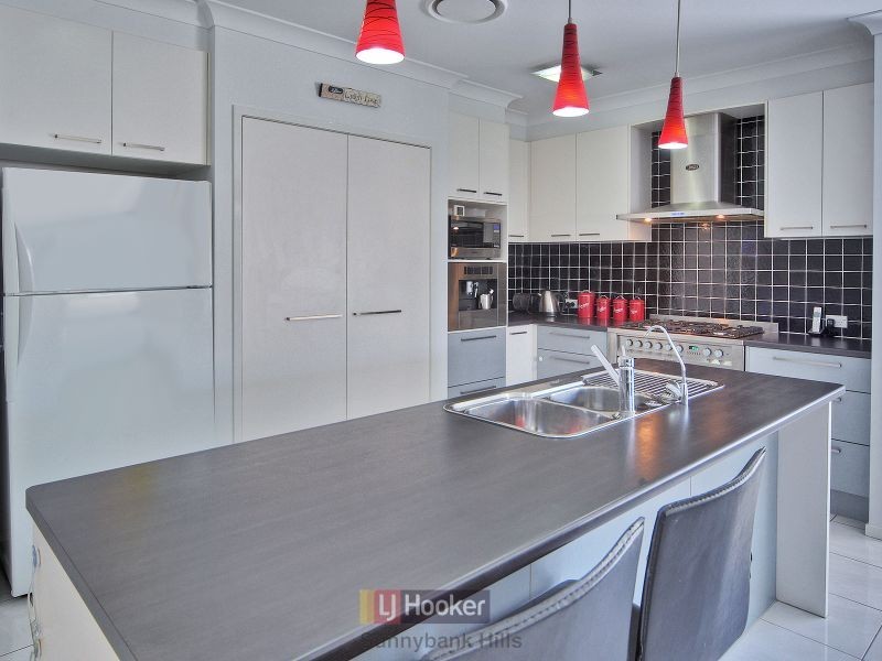 11 Diane Court, Calamvale QLD 4116