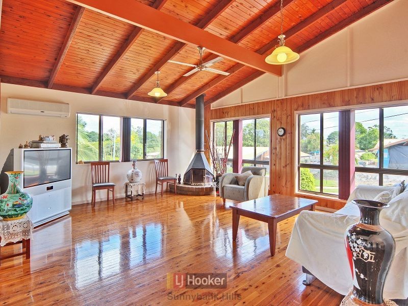 29 Blackthorn Crescent, Shailer Park QLD 4128