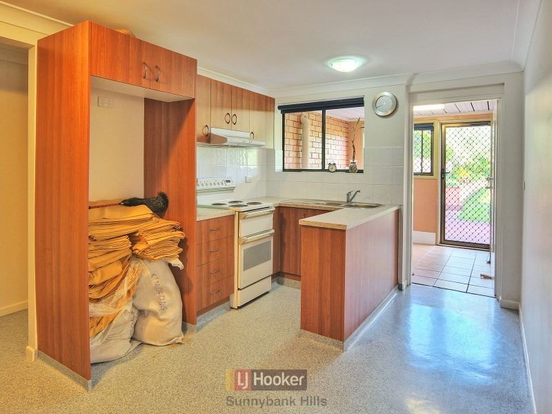 29 Blackthorn Crescent, Shailer Park QLD 4128