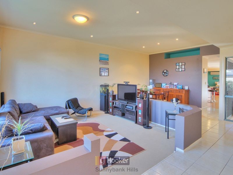 9 Bellflower Place, Calamvale QLD 4116