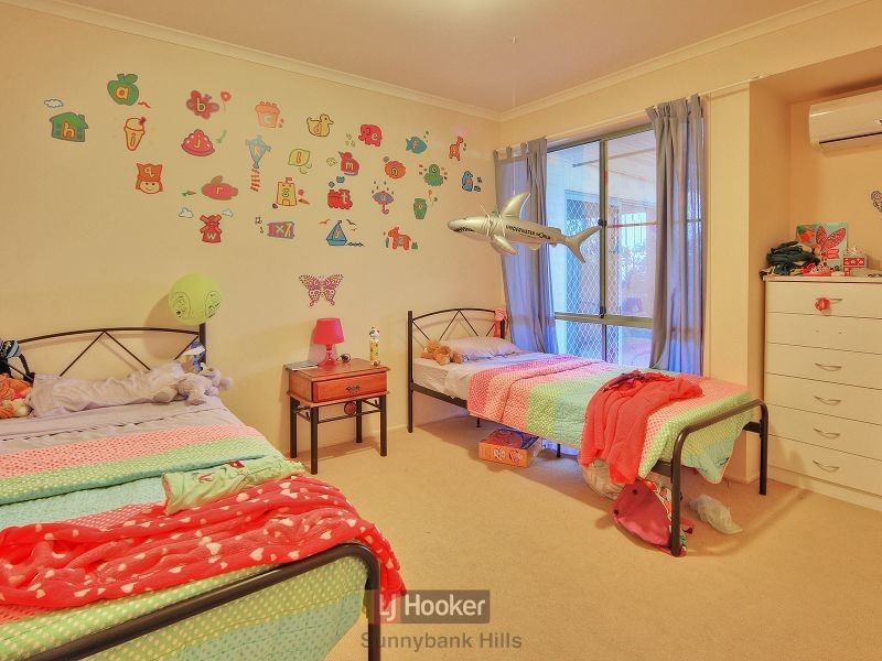9 Bellflower Place, Calamvale QLD 4116