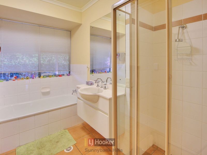 9 Bellflower Place, Calamvale QLD 4116