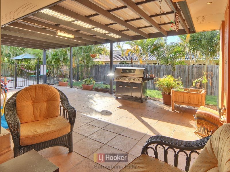 9 Bellflower Place, Calamvale QLD 4116