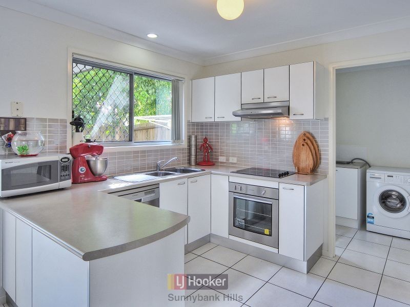 72/2311 Logan Road, Eight Mile Plains QLD 4113