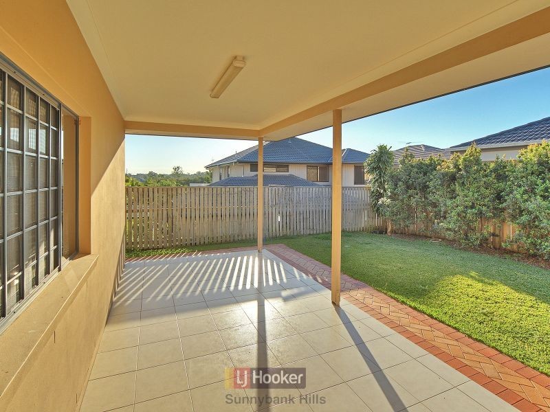 15 Ellendale Circuit, Eight Mile Plains QLD 4113