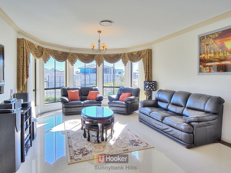 88 Alfred Circuit, Calamvale QLD 4116