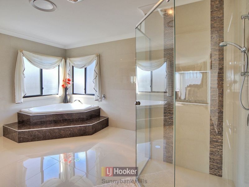 88 Alfred Circuit, Calamvale QLD 4116