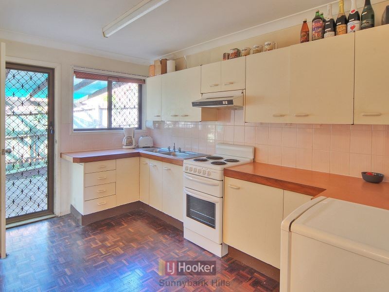 10/93 Barbaralla Drive, Springwood QLD 4127