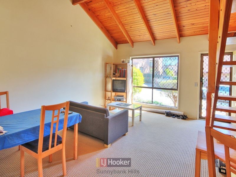 10/93 Barbaralla Drive, Springwood QLD 4127