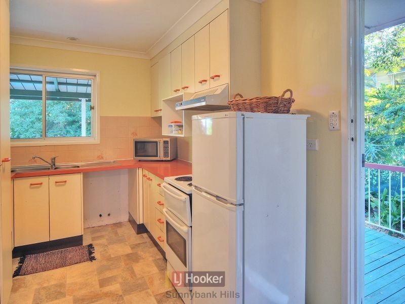 18 Station Road, Sunnybank QLD 4109