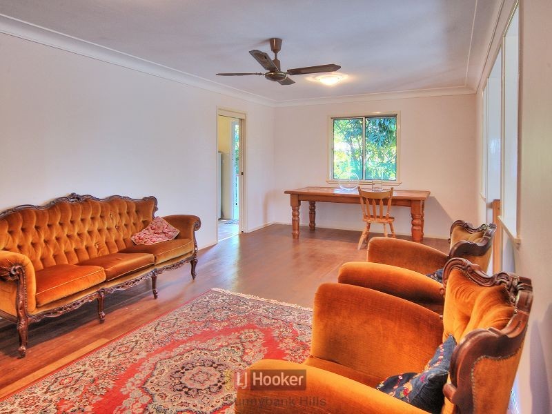 18 Station Road, Sunnybank QLD 4109