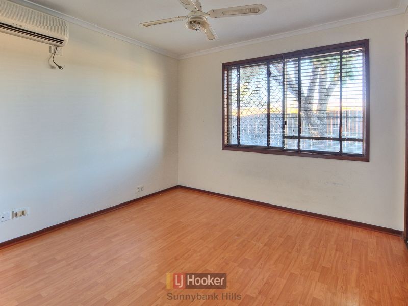 216 Warrigal Road, Runcorn QLD 4113