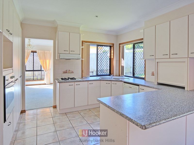 17 Yewleaf Place, Calamvale QLD 4116