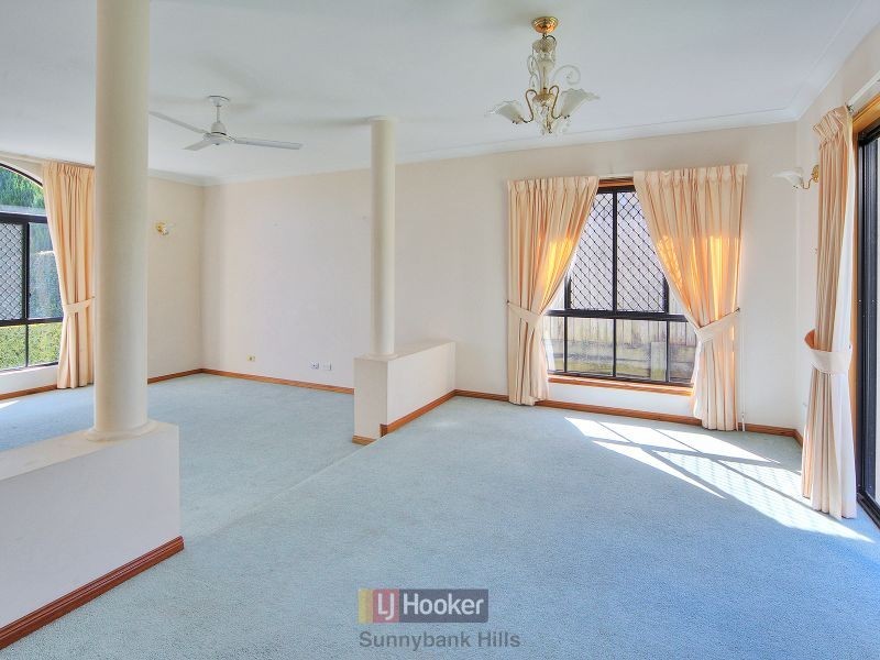 17 Yewleaf Place, Calamvale QLD 4116