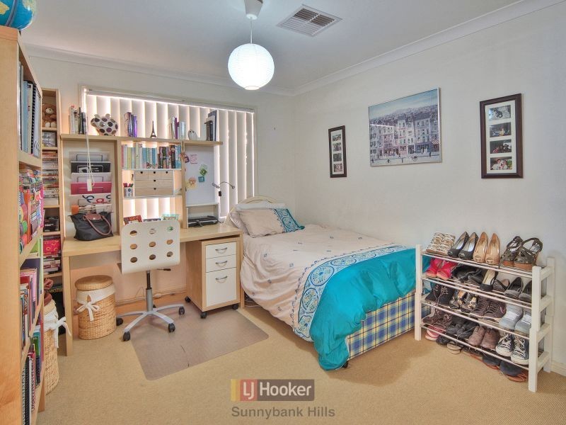 73 Waterbrooke Circuit, Drewvale QLD 4116