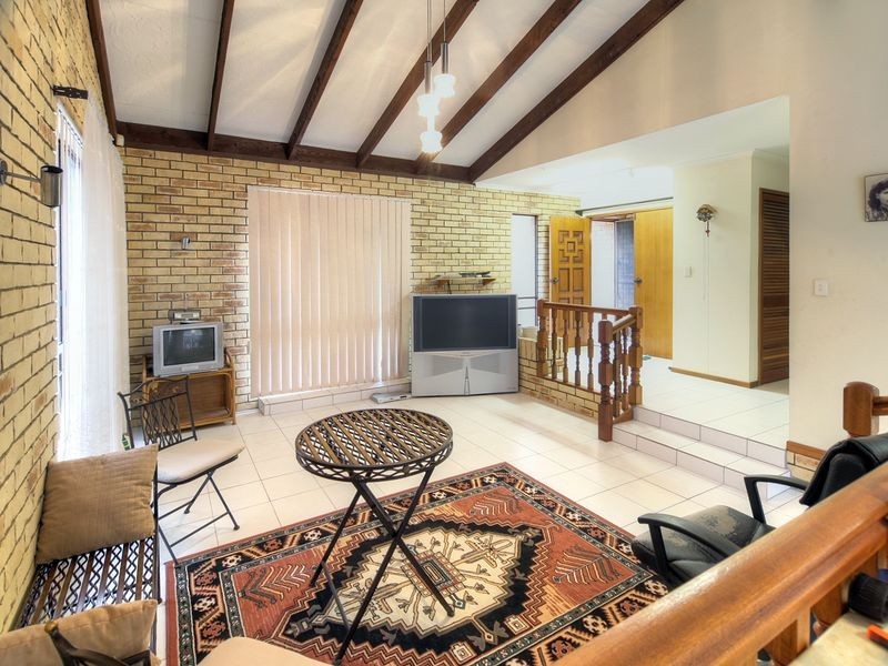 27 Woff Street, Sunnybank QLD 4109