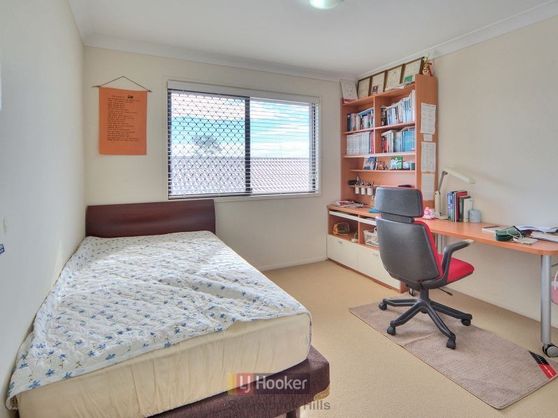 10 Lillydale Place, Calamvale QLD 4116