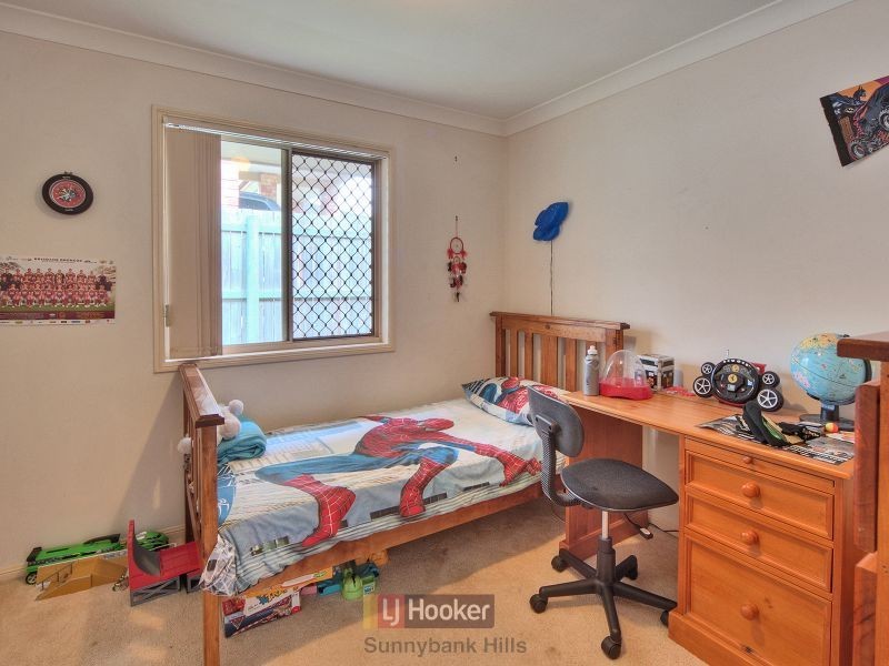 4 Atkinson Close, Coopers Plains QLD 4108