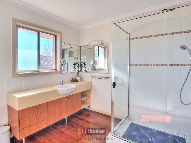 2 Mikarie Street, Sunnybank Hills QLD 4109