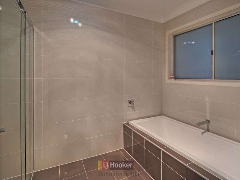 22 Henderson Street, Eight Mile Plains QLD 4113