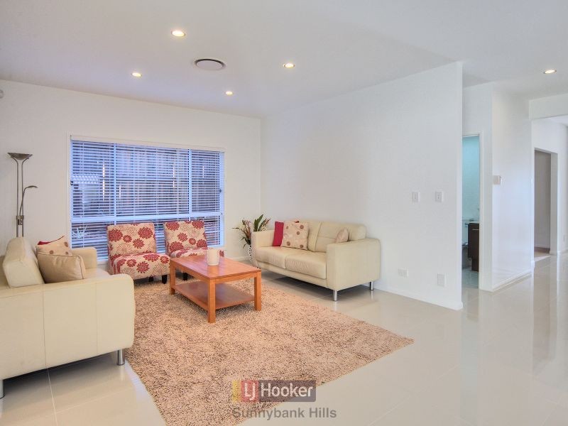 12 Harvey Place, Calamvale QLD 4116