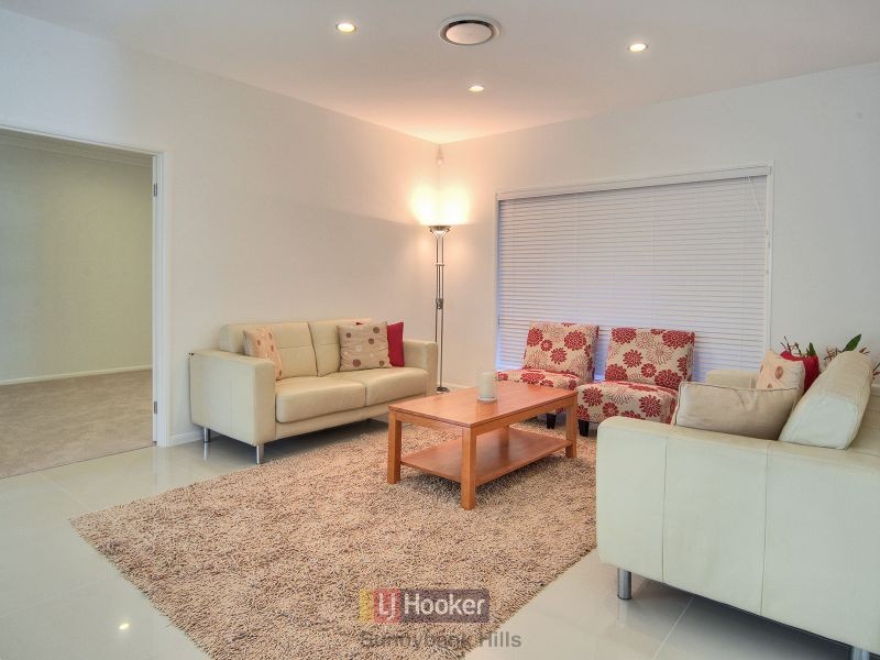 12 Harvey Place, Calamvale QLD 4116