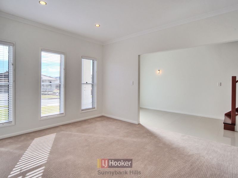 12 Harvey Place, Calamvale QLD 4116