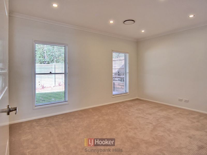 12 Harvey Place, Calamvale QLD 4116