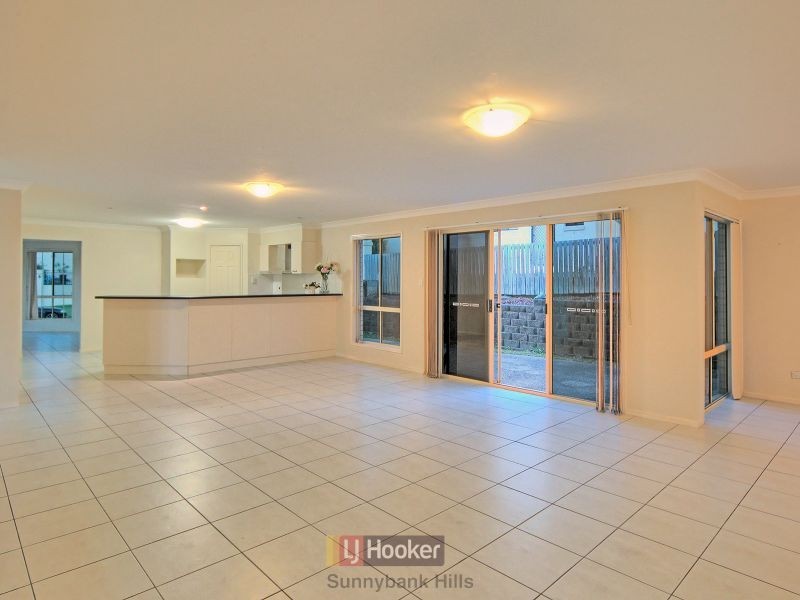 49 White Cedar Circuit, Stretton QLD 4116