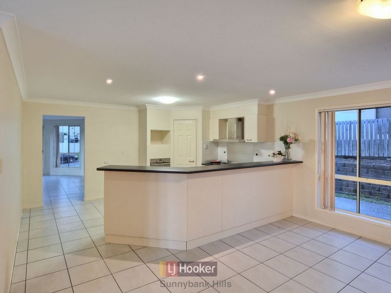 49 White Cedar Circuit, Stretton QLD 4116
