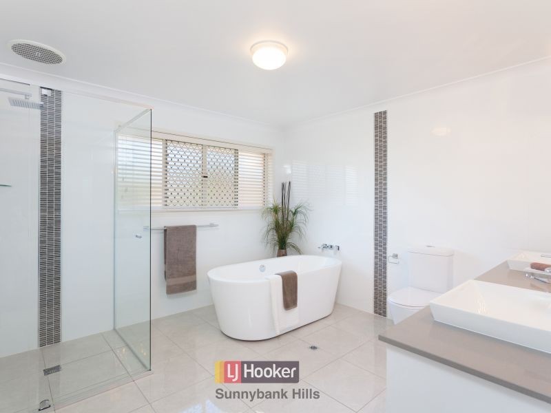 20 Liquidambar Place, Stretton QLD 4116