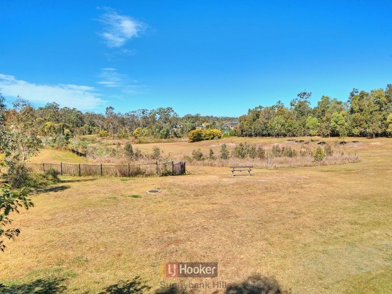 8 Alfred Circuit, Calamvale QLD 4116