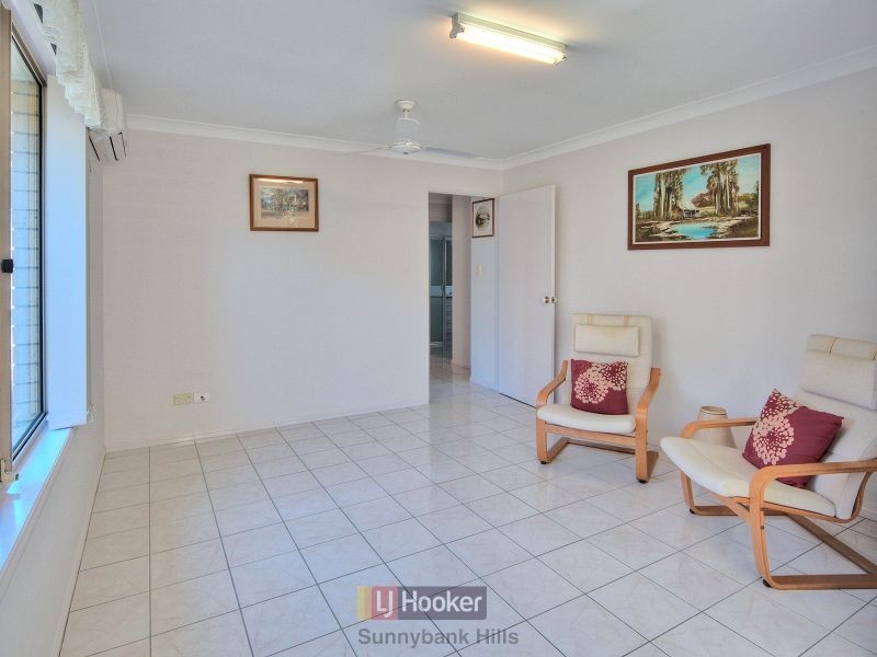 50 Eucalyptus Crescent, Runcorn QLD 4113