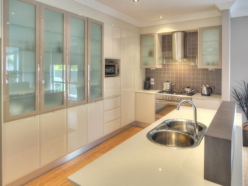 11 Henderson Street, Eight Mile Plains QLD 4113