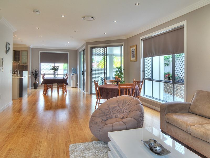 11 Henderson Street, Eight Mile Plains QLD 4113