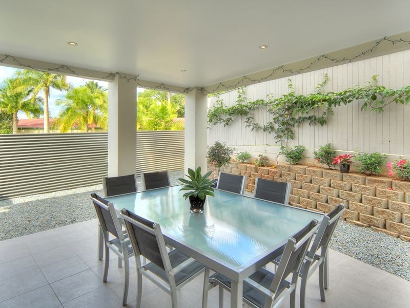 11 Henderson Street, Eight Mile Plains QLD 4113