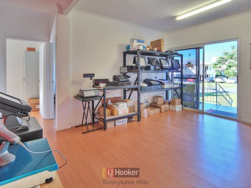 72 Meadow Avenue, Coopers Plains QLD 4108