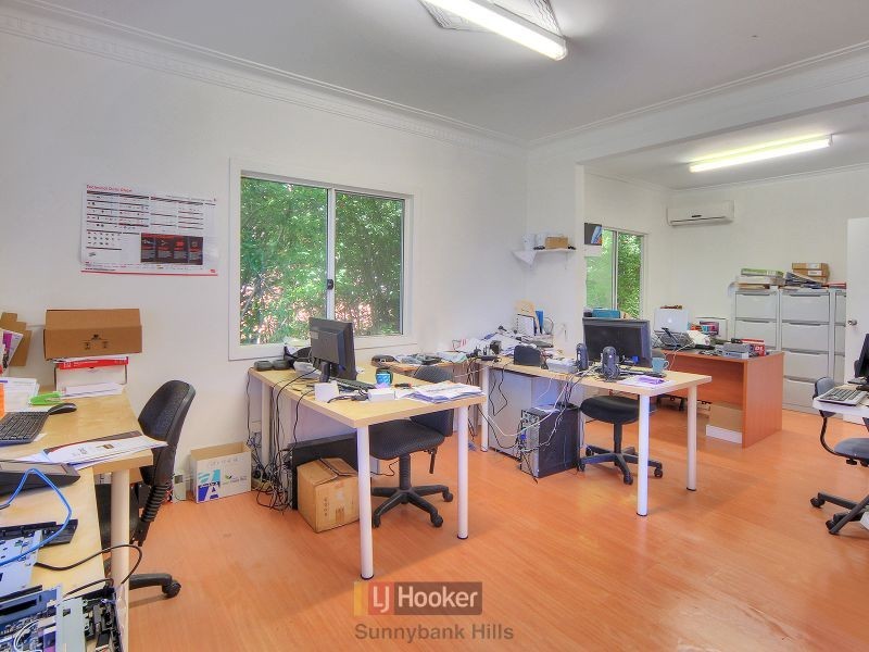 72 Meadow Avenue, Coopers Plains QLD 4108